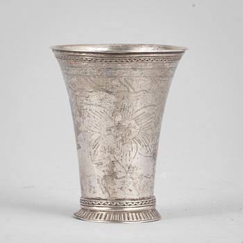 BÄGARE, silver. Jöns Ekman, Luleå, 1768. Vikt ca 68 g.