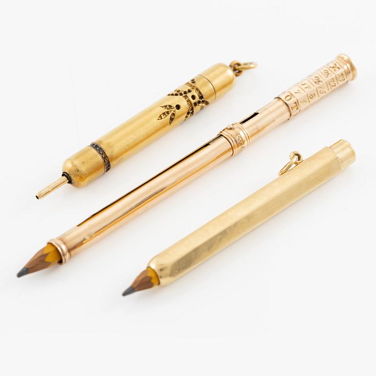 Three pens 18K gold.