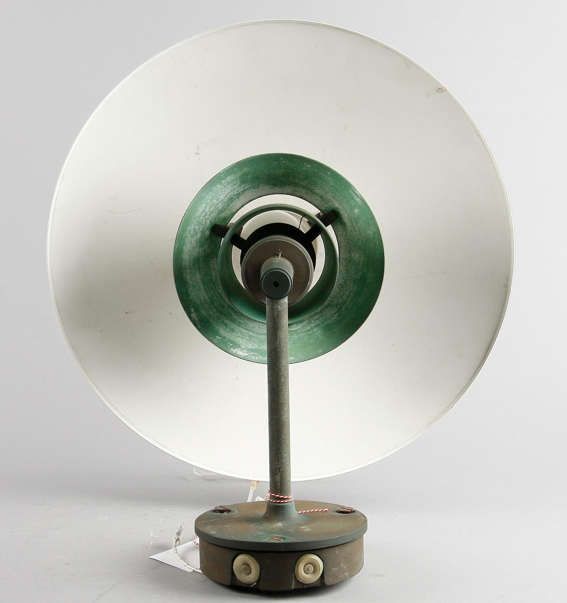 YTTERBELYSNING, "PH", Poul Henningsen för Louis Poulsen, Danmark.