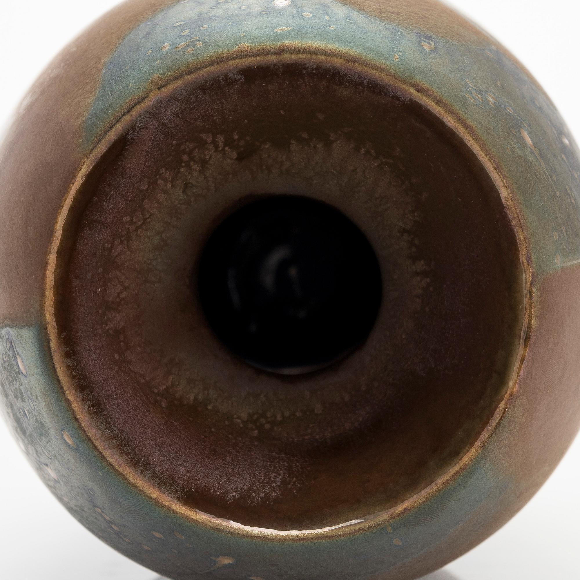 Inkeri Leivo, vas med lock, keramik, signerad Inkeri Leivo Arabia.