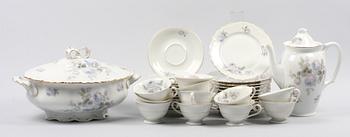 MAT- OCH KAFFESERVIS, 70 delar, porslin, C.T. Altvasser Slesia.