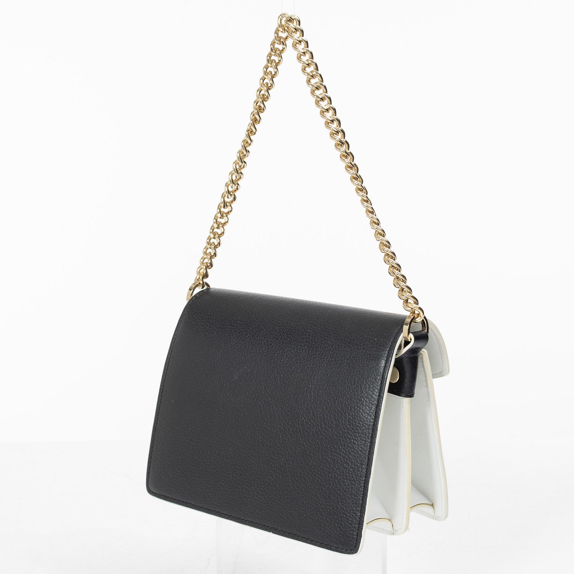 MCM, bag.