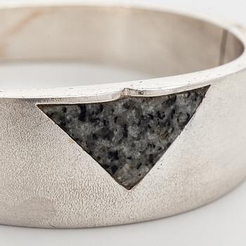 Björn Weckström, bracelet, “Astaire”, silver, grey granite, Lapponia 1987.