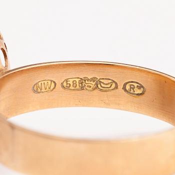 LIISA VITALI, SORMUS "Leppäkerttu", 14K kultaa, Westerback, Helsinki 1970.