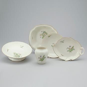 MATSERVIS, 159 delar, porslin, Bing & Gröndahl, Danmark.