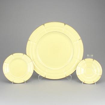 TESERVIS, 29 delar, flintgods, "Royal", Arthur Percy, Gefle. I produktion 1952-1960.