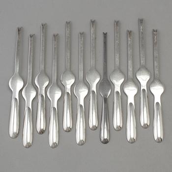 HUMMERGAFFLAR, 12 st (11+1), nysilver, 1900-talets mitt.