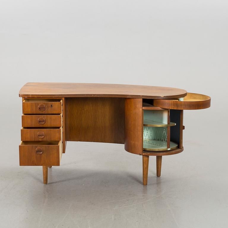 SKRIVBORD, 1900-talets mitt.