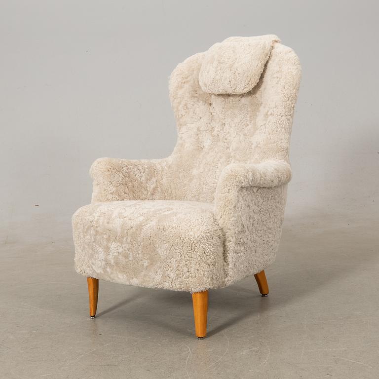 Carl Malmsten, Armchair "Farmor", second half of the 20th century.