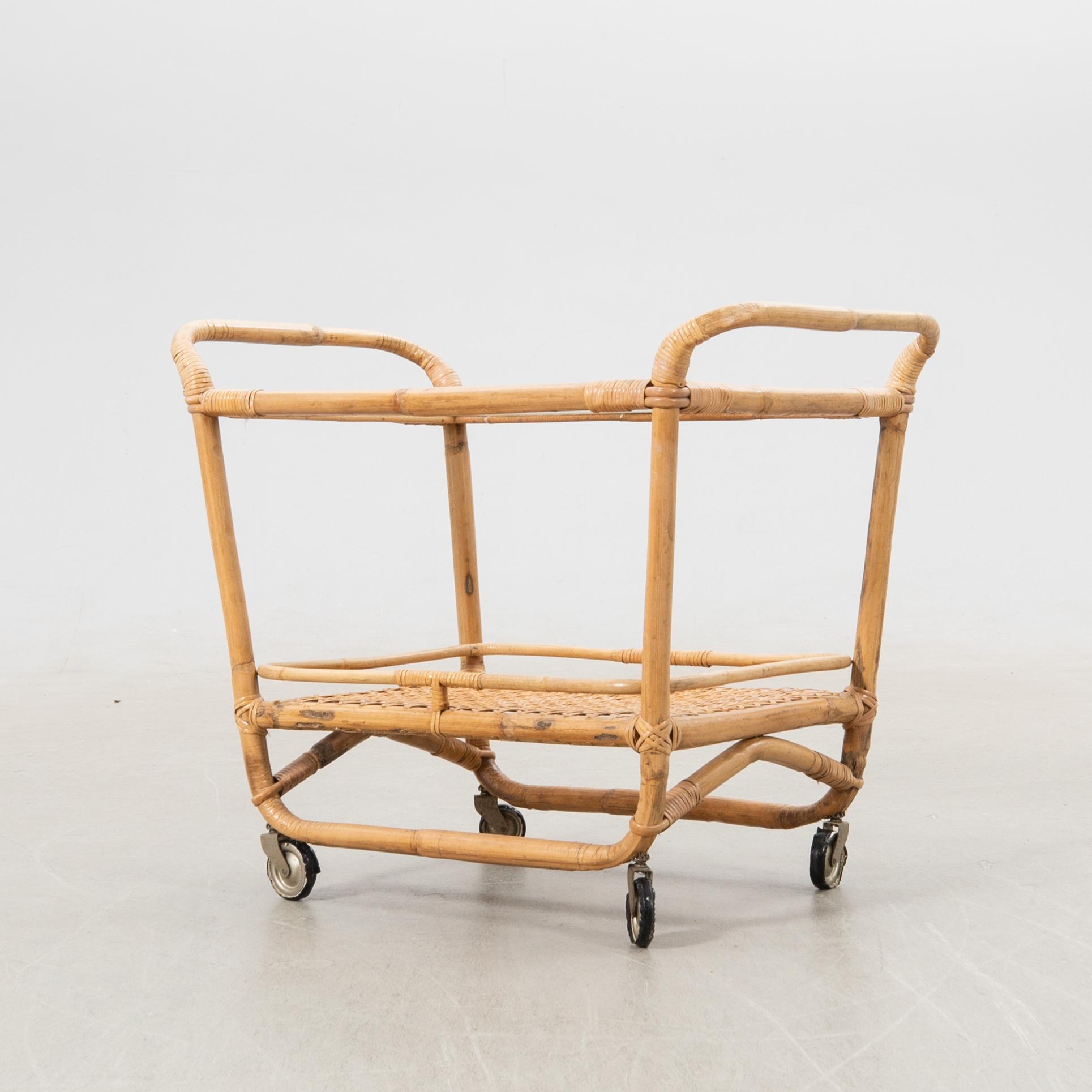 Serveringsvagn, 1900-talets mitt/andra hälft.