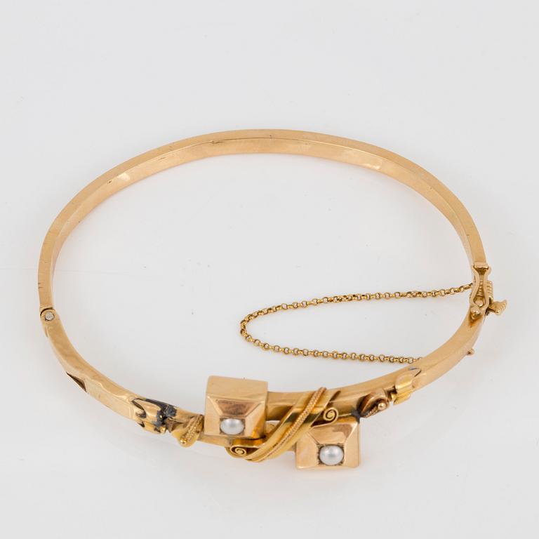 ARMBAND, troligen med sötvattenspärlor och filigranarbete, Turku, Finland, 1884.