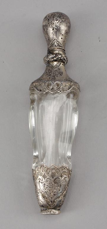 PARTI SILVER, 4 delar, silver, bland annat en dosa av Carl August Löndberg, 1862. Vikt ca 240 gram.