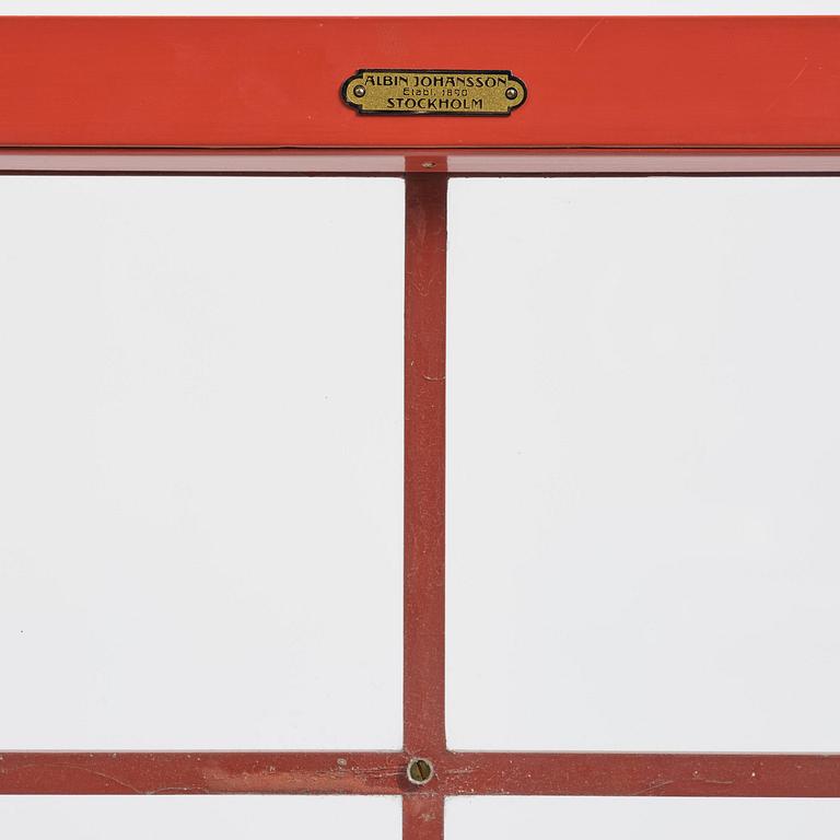 Carl Malmsten, a Swedish Grace showcase cabinet, cabinetmaker Albin Johansson, Stockholm, for Villa Kvikkjokk, 1928.