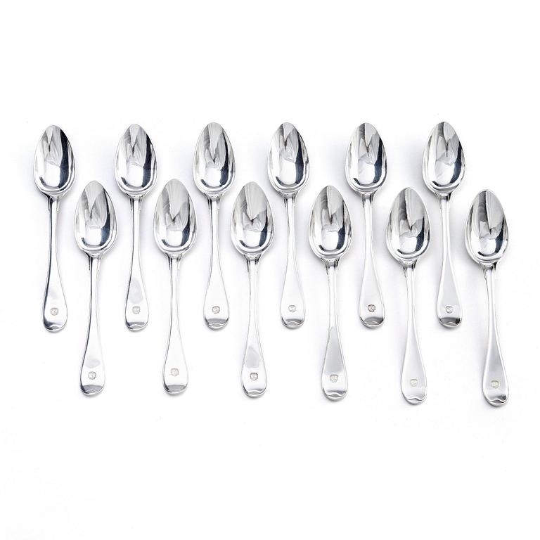 Twelve Swedish 18th century silver spoons, marks of Pehr Zethelius, Stockholm 1794.