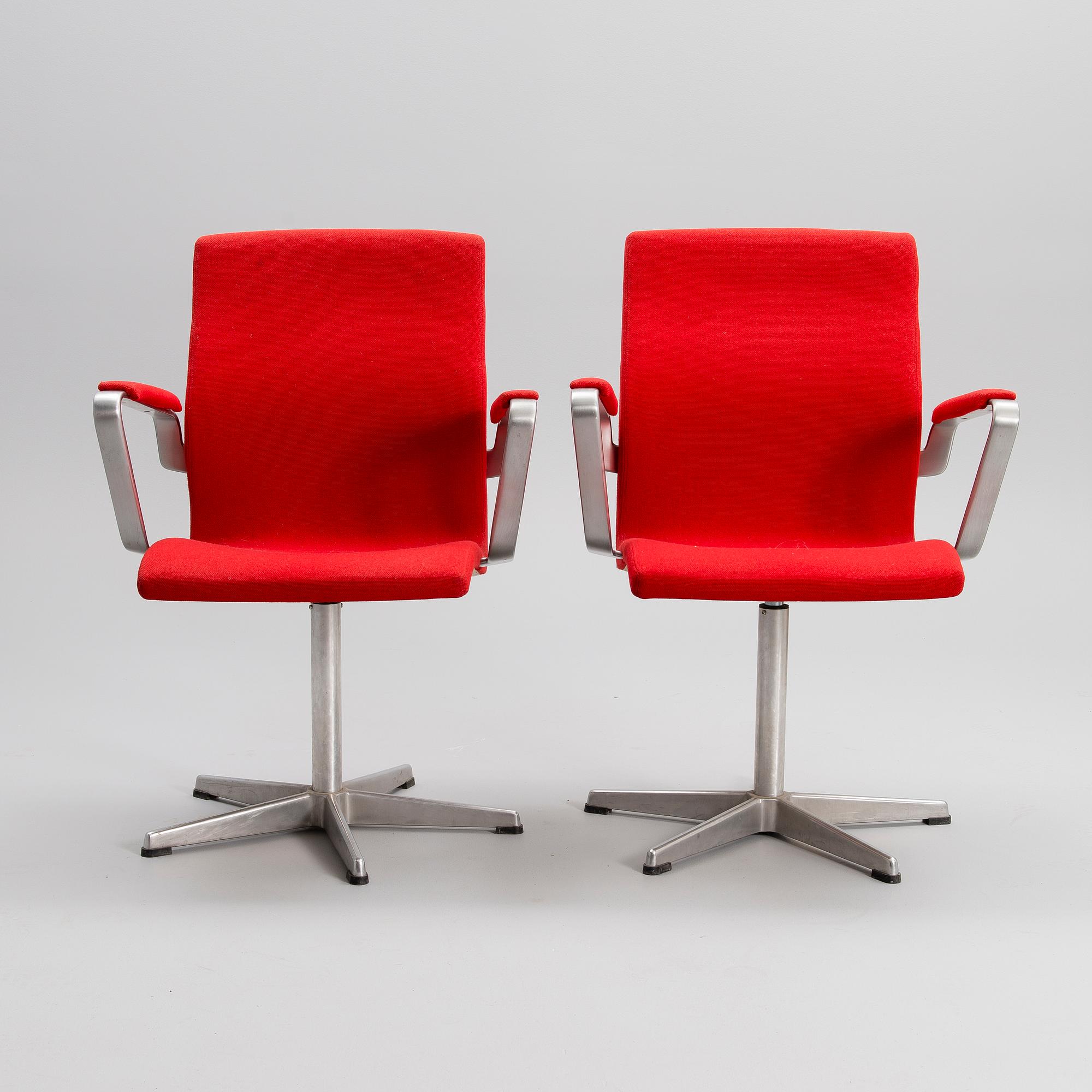 ARNE JACOBSEN, skrivbordsstolar, 4 st, "Oxford", Fritz Hansen Danmark 1986.