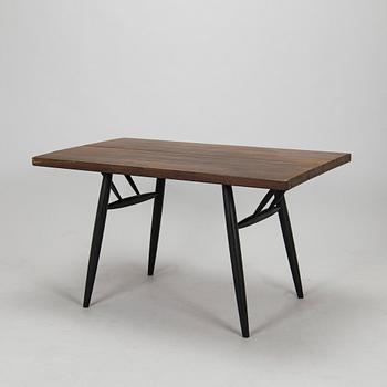 Ilmari Tapiovaara, bord, "Pirkka", Laukaan Puu, 1960-70-tal.