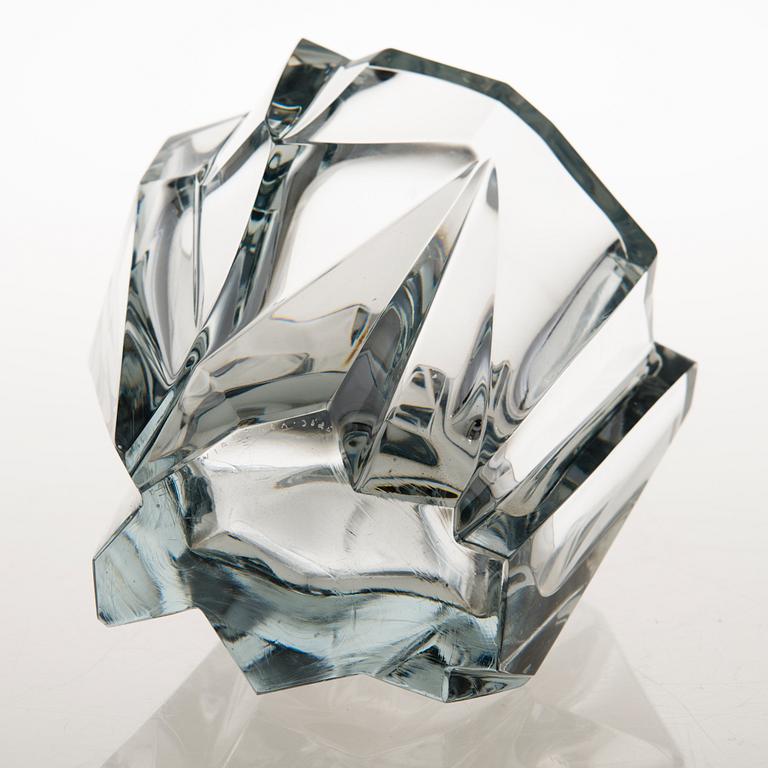 TAPIO WIRKKALA, an 'Iceberg' vase signed Tapio Wirkkala 3825.