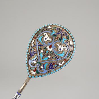 SKED, silver, emalj, Ryssland, 1800/1900-tal. Vikt ca 45 gram.