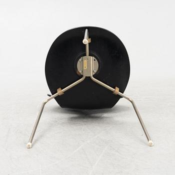 Arne Jacobsen, stol, "Myran", Fritz Hansen, Danmark, 1950-tal.