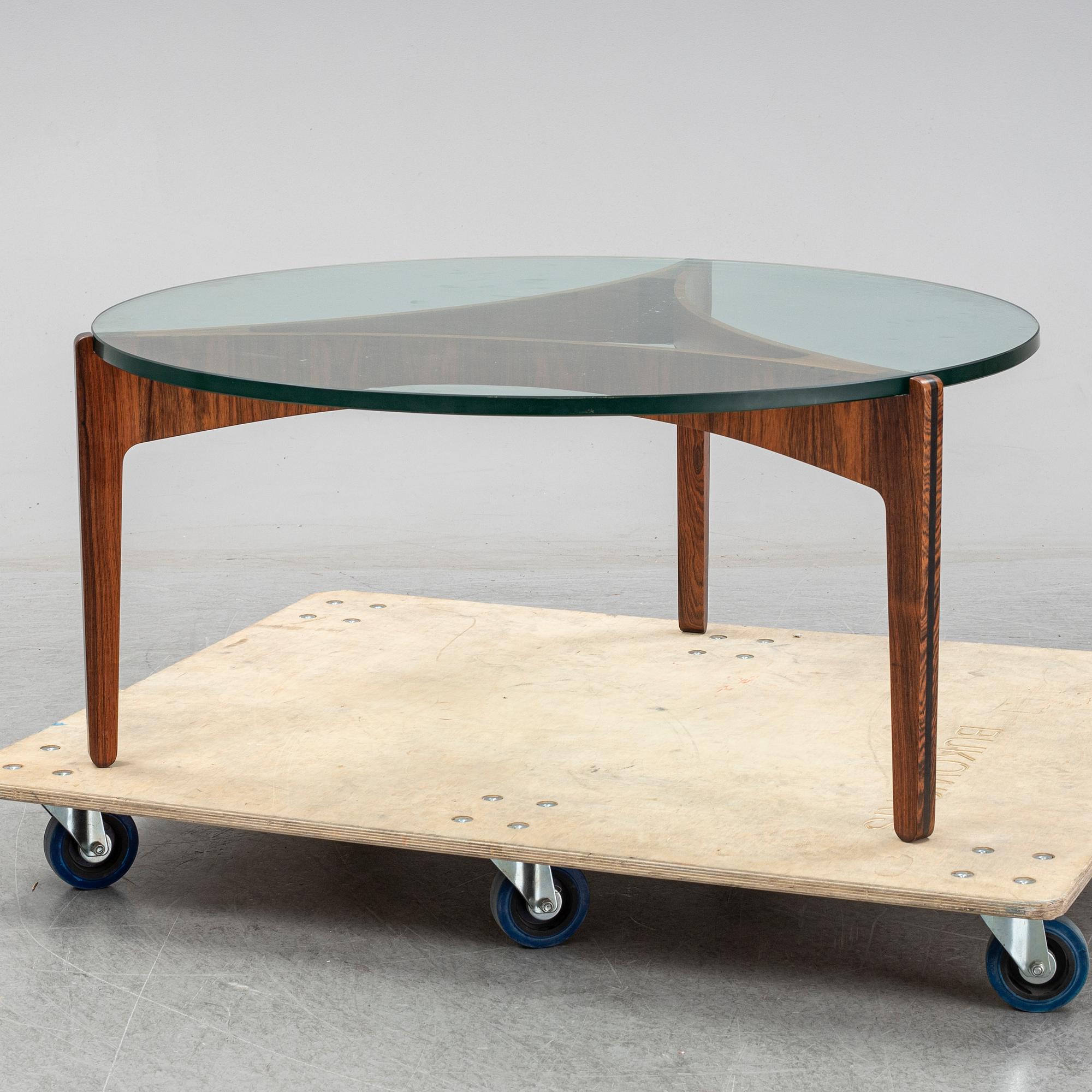 A Danish rosewood coffee table, Svend Ellekaer, Christian Linnebergs möbelfabrik. 1960's.