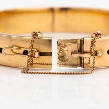 Kirsti Ilvessalo, An 18K gold and enamel bracelet. Westerback/Kalevala Koru, Helsinki 1959.