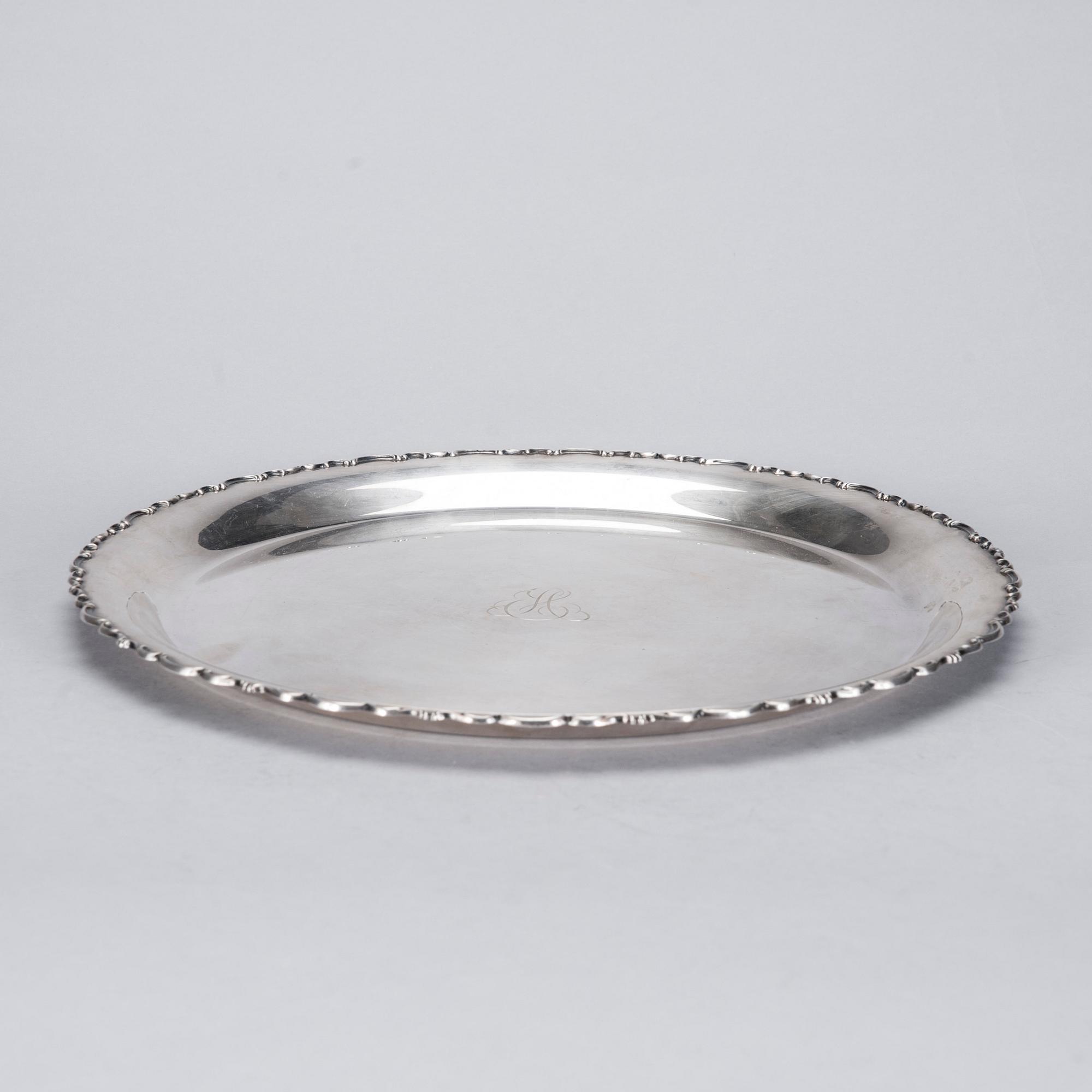 BRICKA, silver, Tavastehus 1953. Vikt 824,3 g.