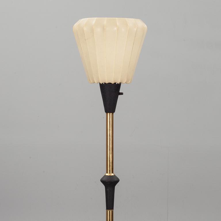 GOLVLAMPA, 1940/50-tal.