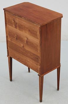 SKÅP, sengustaviansk stil, sekelskiftet 1900.