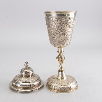 A Russian 18th century parcel-gilt silver cup and cover, mark of Fedor Petrow, Moscow 1756.