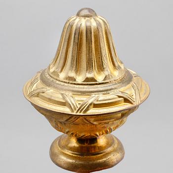 GARDINSTÅNGSBESLAG, mässing, 1800-tal.
