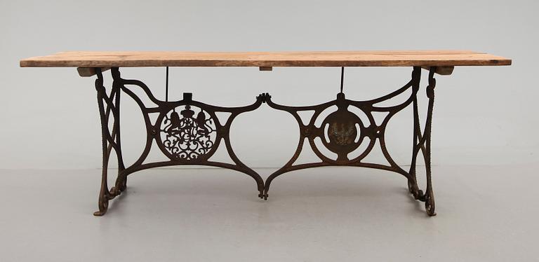 TRÄDGÅRDSBORD/BORD, sekelskiftet 1900.