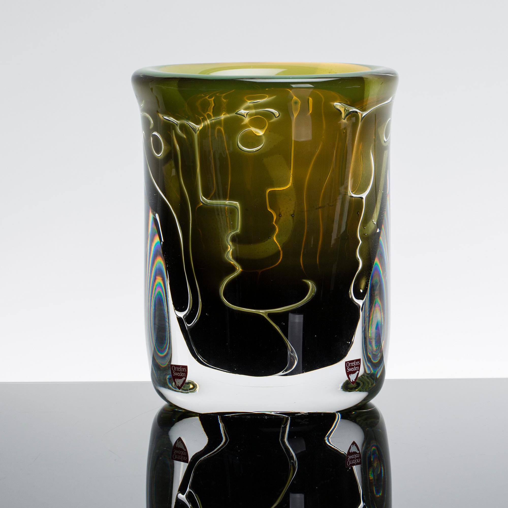 Ingeborg Lundin, An Ingeborg Lundin 'Ariel' glass vase, Orrefors, Sweden 1987.