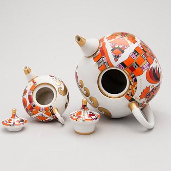 Two Lomonosov porcelain teapots, Soviet Union.