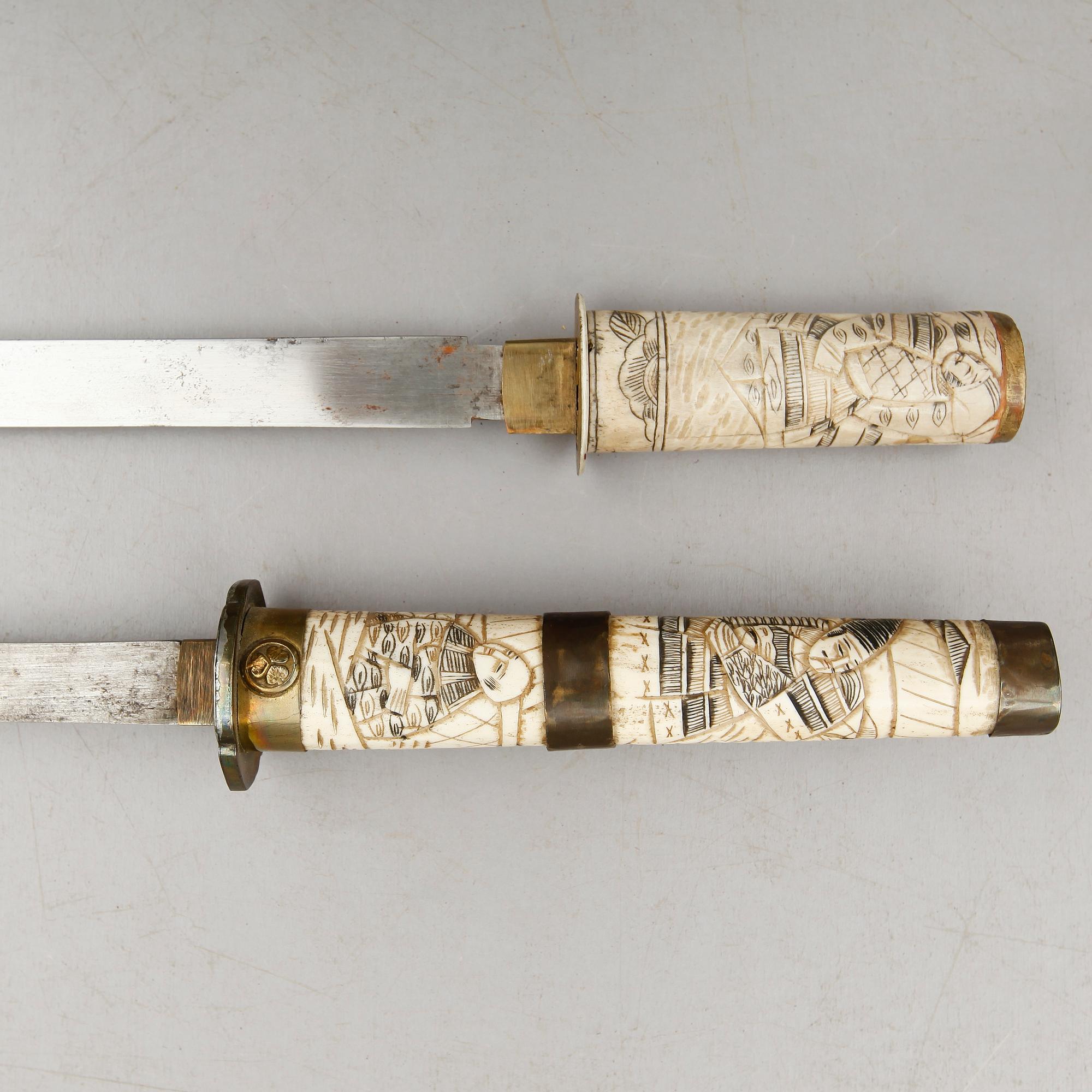 SVÄRD, 2 st, orientaliska, 1800-/1900-tal.