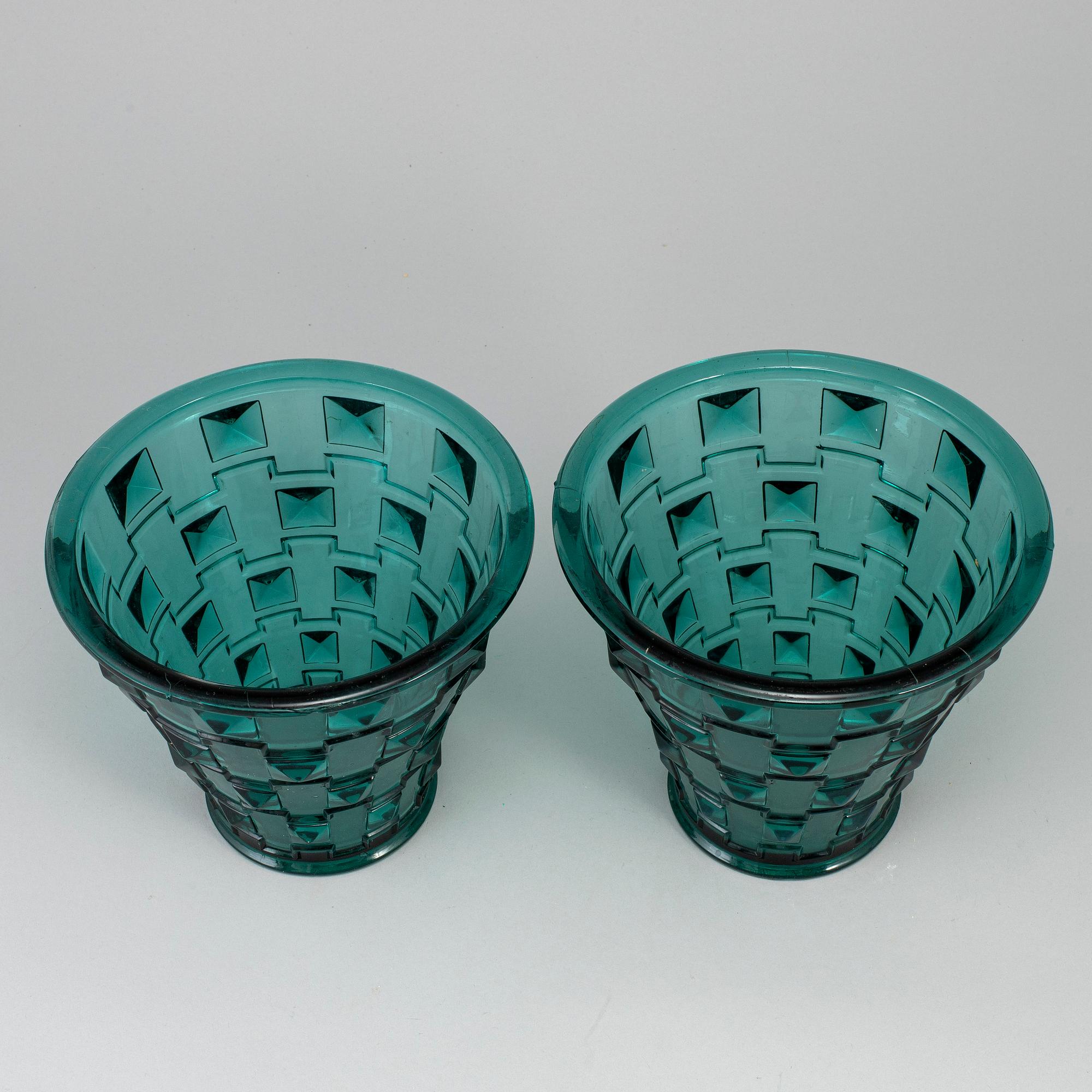 SIMON GATE, two glass vases, Orrefors, circa 1930s.