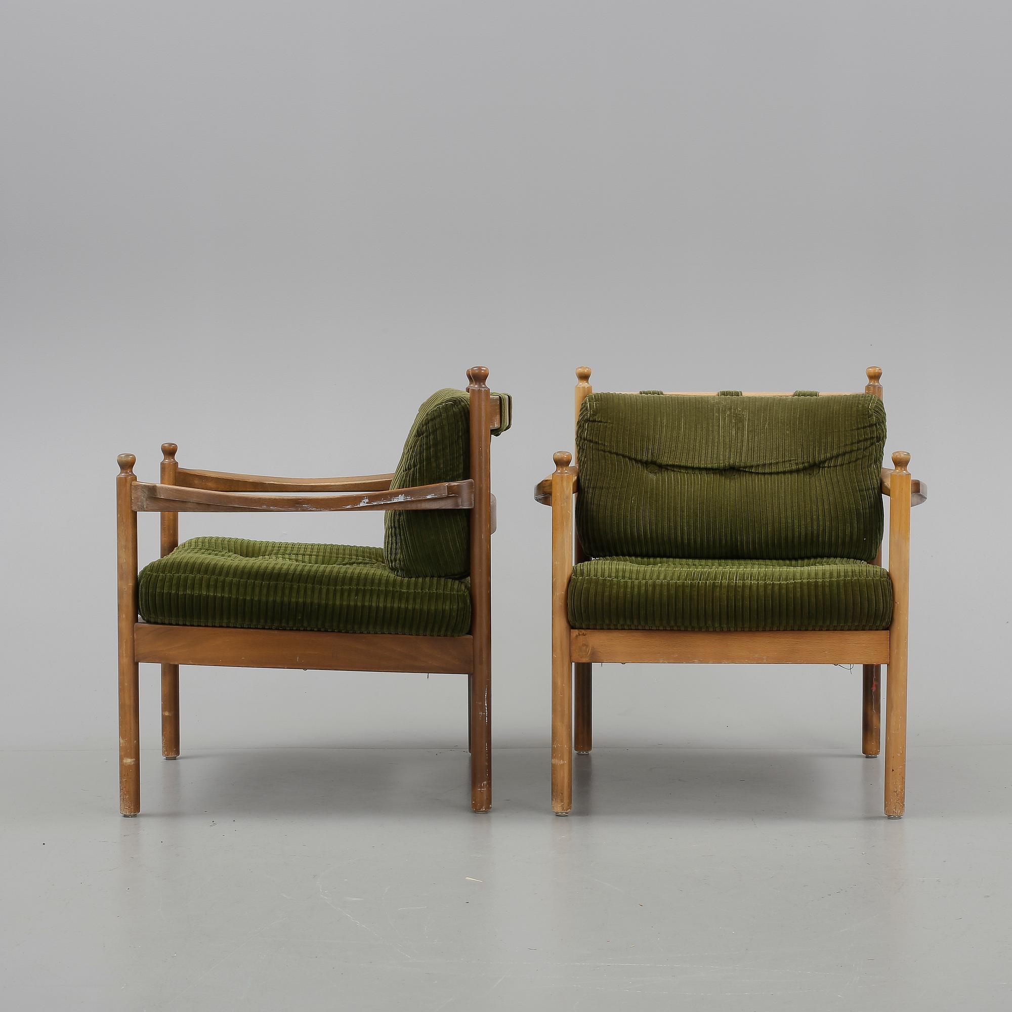 FÅTÖLJER, ett par, 1960-tal.