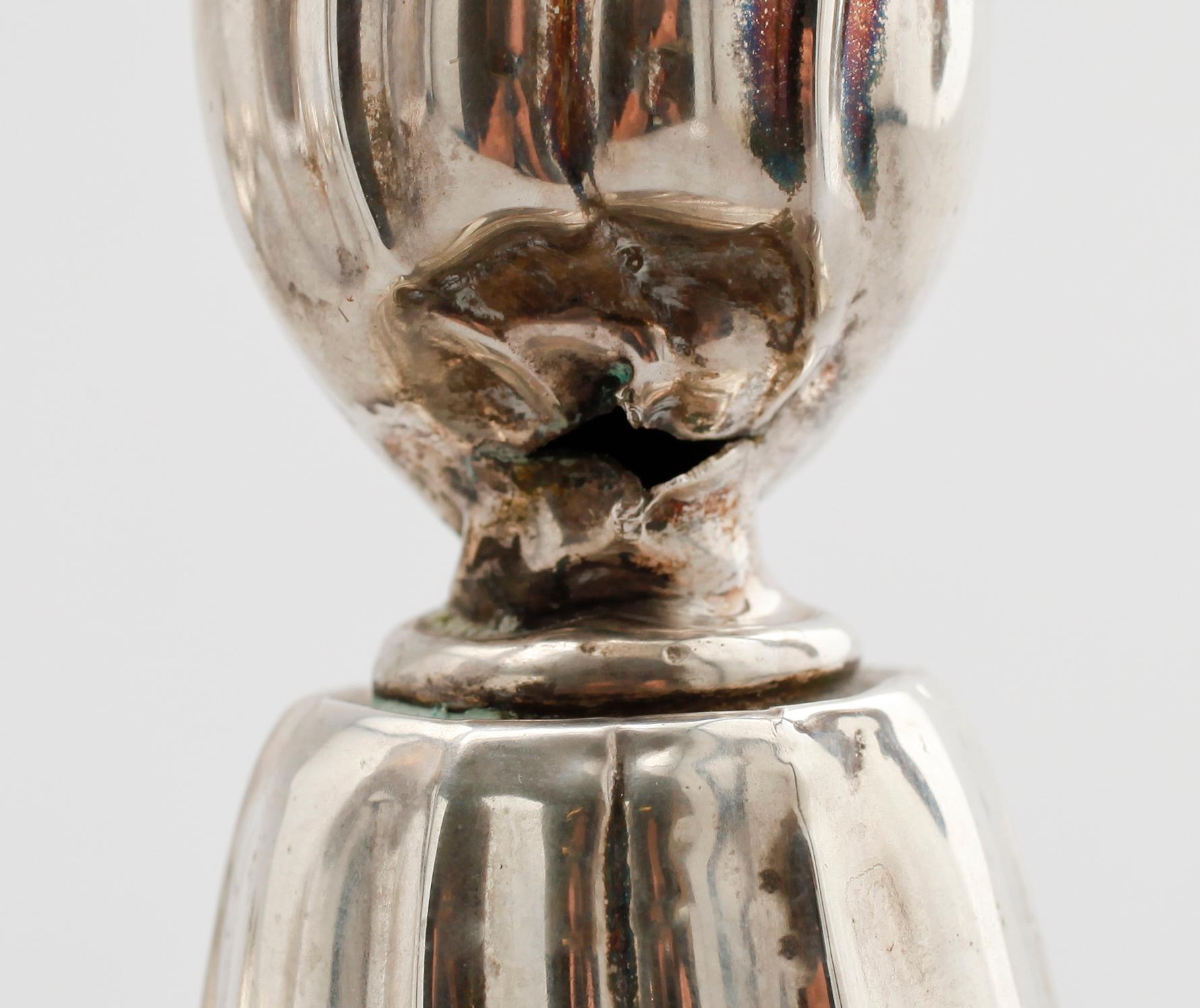 KANDELABRAR, 1 par, silver, rokokostil, 1900-tal.