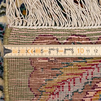 Matta, Kashmar, ca 390 x 300 cm.