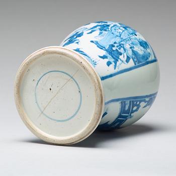 VAS, porslin. Qingdynastin, Kangxi (1662-1712).
