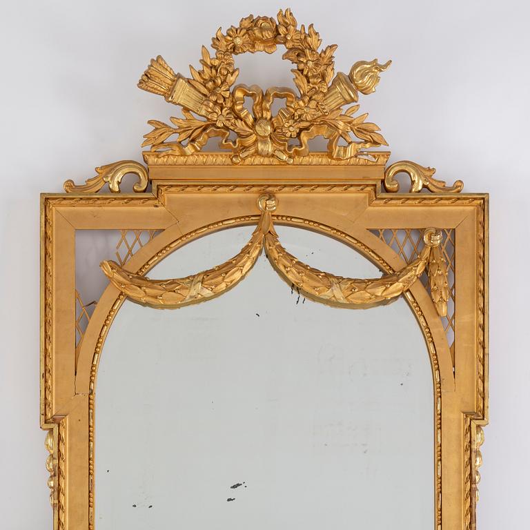 A Louis XVI style mirror and console table, 20th Century.