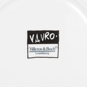 A 33-piece porcelain service,  "Paul Bocuse" design Vavro for Villeroy & Boch.