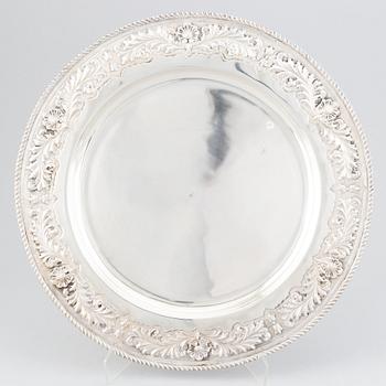 A Portuguese 20th century silver thureen and tray. Rococo-style.