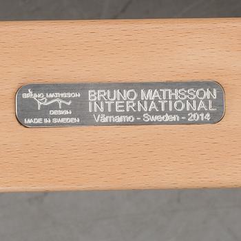 FOTPALL, "Pernilla" Bruno Mathsson International, Värnamo, brickmärkt 2014.
