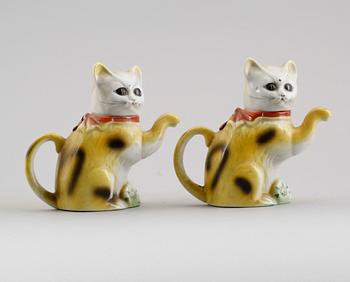 BRINGARE, 1 par, porslin, Kina, 1900-talets första hälft.