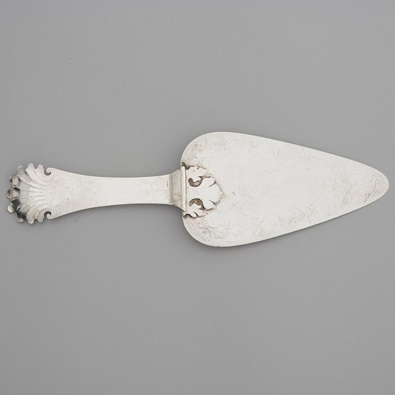 A Swedish 18th century silver cake-slicer, mark of Nils Dahl, Linköping (1739-1786).