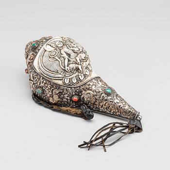 RITUELLT HORN av KONSNÄCKA. Tibet.