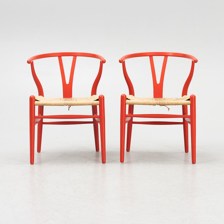 Hans J. Wegner, six model CH-24 chairs, Carl Hansen & Son, Denmark, end of the 20th century.