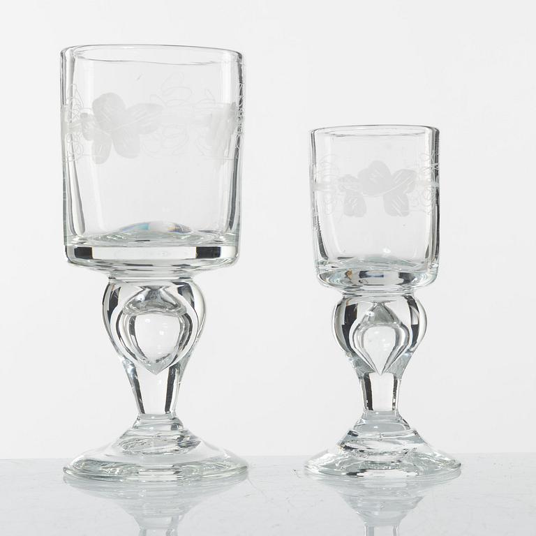 Reijmyre Glasbruk, glass service in model "Antik" (45 pieces).