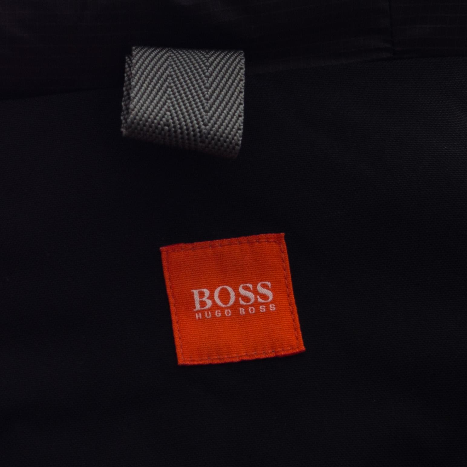 TAKKI, Hugo Boss, koko 54.