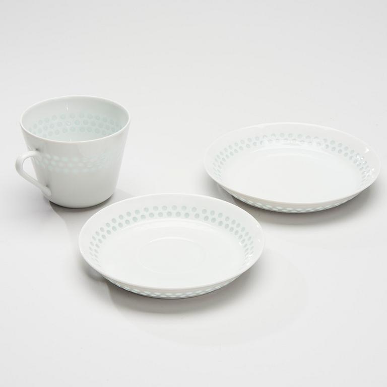 FRIEDL HOLZER-KJELLBERG, TEA SET 31 PIECES. Helmi. Sign. F.H.Kj, Arabia made in Finland.